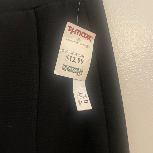 Black skirt NWT - Picture 2 of 3